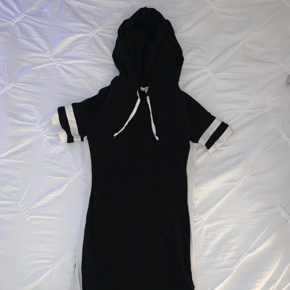 Charlotte Russe Body Con Tee-Shirt Dress